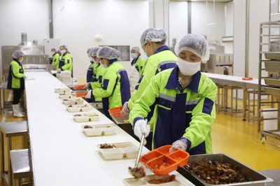 天長“中央廚房”精心配餐，筑牢防疫后勤保障線